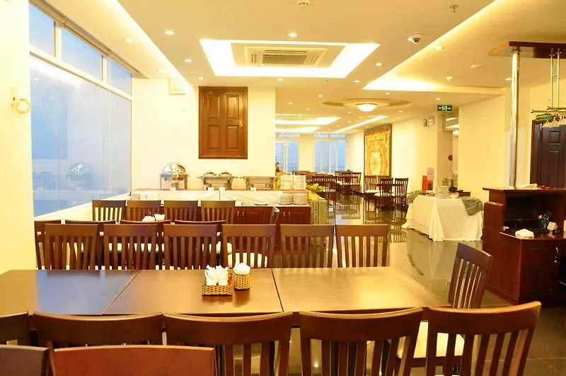 Majestic Nha Trang Hotel
