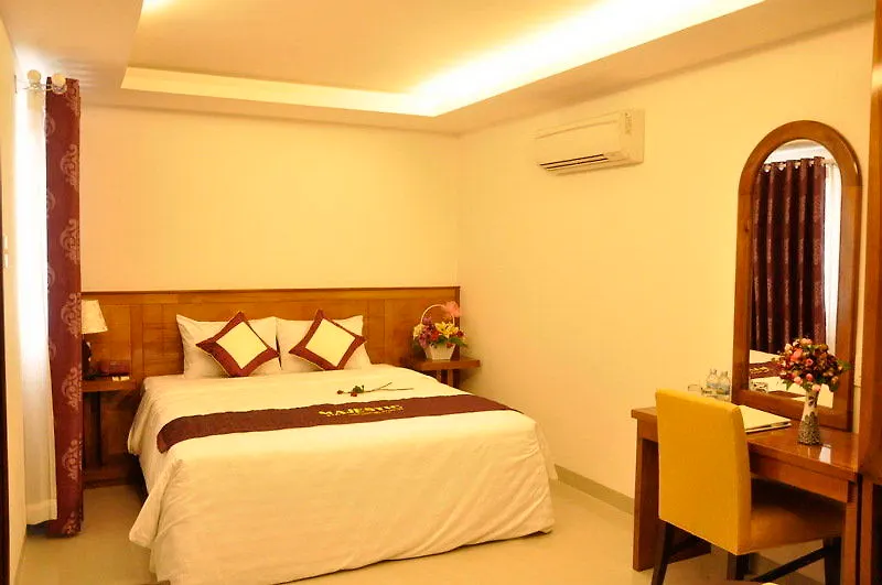 Majestic Nha Trang Hotel 3*,